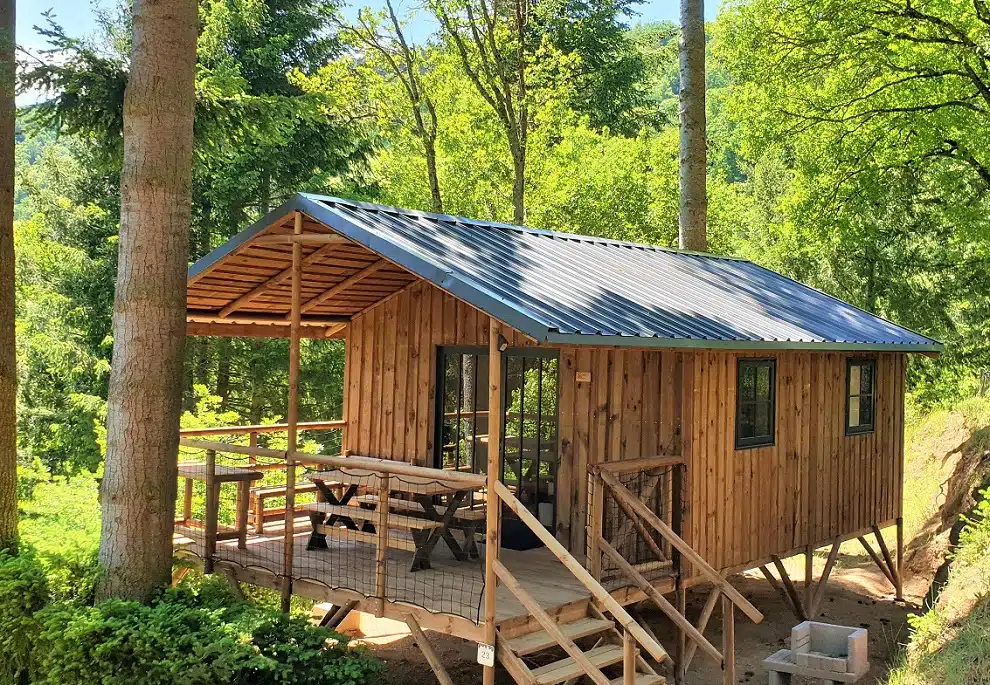 hébergement insolite auvergne
