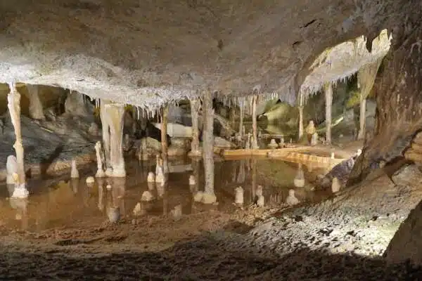 Grottes d'Auvergne