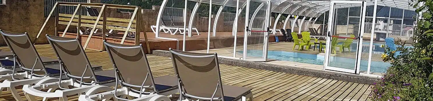 Swimming pool campsite Vulcania